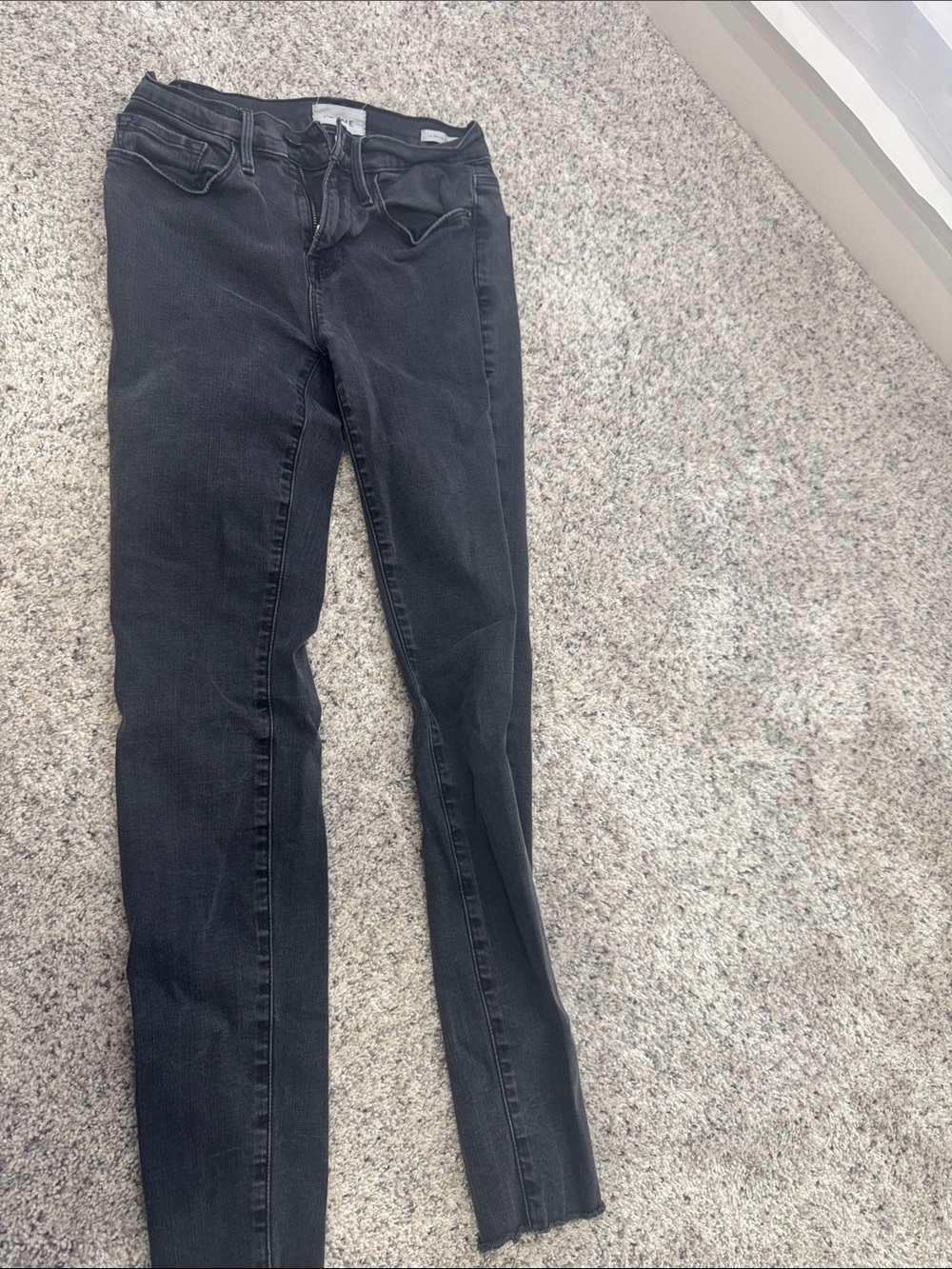 Frame Denim Women's grey/black wash Skinny Jeans